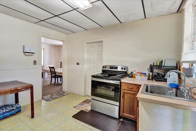 $349,900 | 174-176 North Champlain Street, Burlington, VT 05401