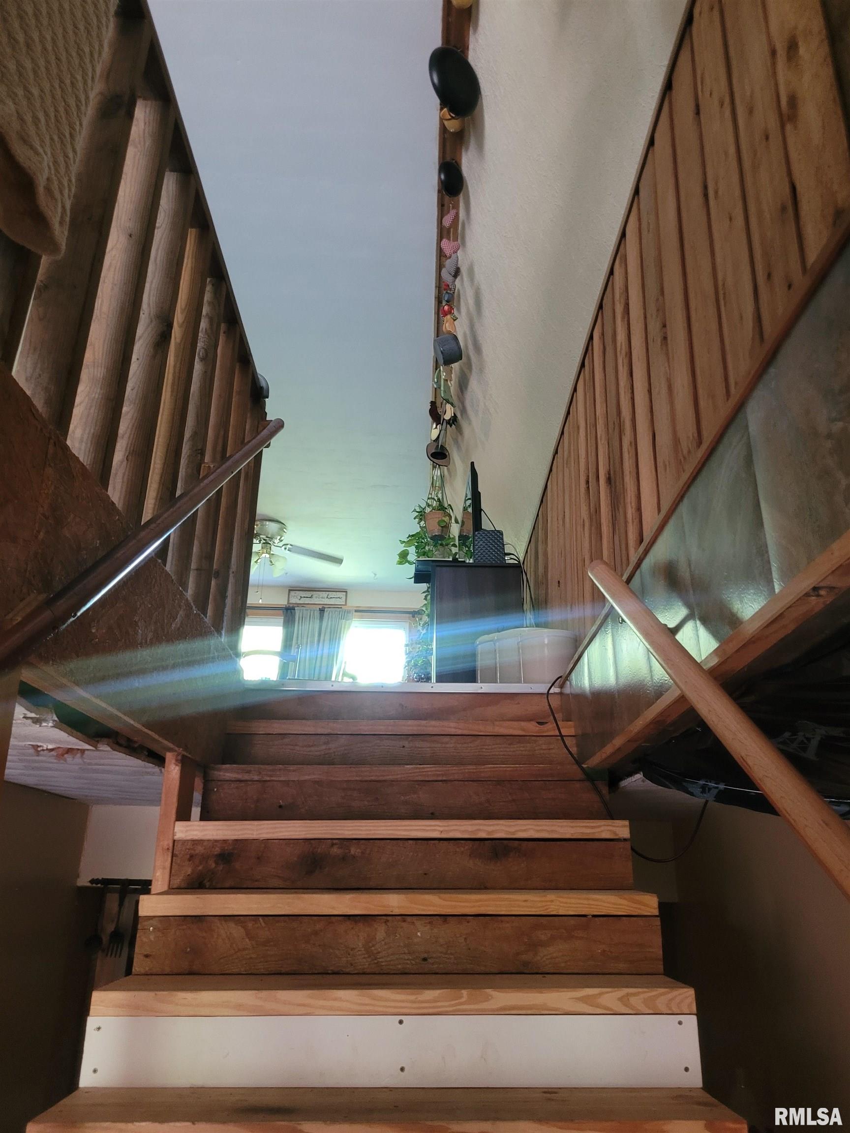 16718 Boundary Road Creal Springs, IL 62922 - Photo 7 of 9 Gallery Image 7