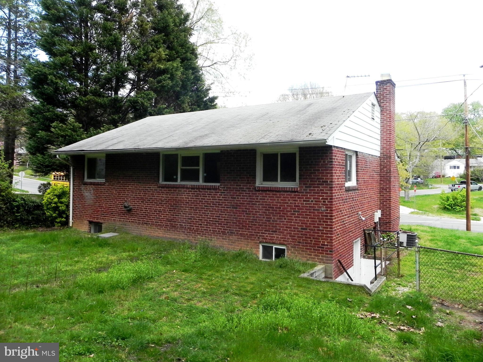 10212 Brunswick Avenue Silver Spring, MD 20902 - Photo 19 of 28 Exterior (Rear)