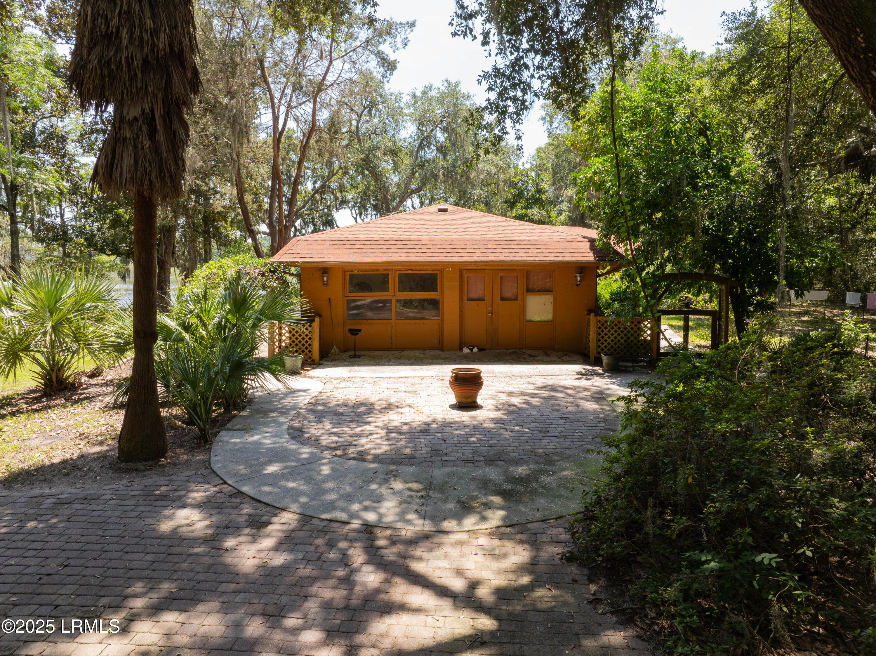 822 Knowles Island Road Ridgeland, SC 29936 - Photo 7 of 57 824 Knowles Drone-37