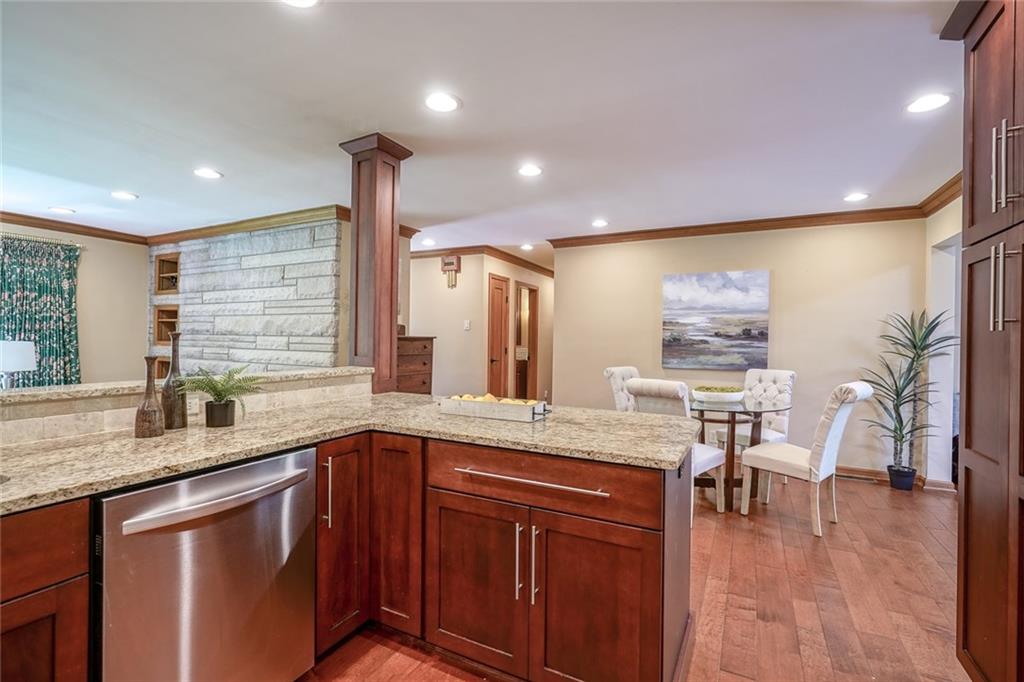 7805 Lantern Road Indianapolis, IN 46256 - Photo 11 of 59 Gallery Image 11