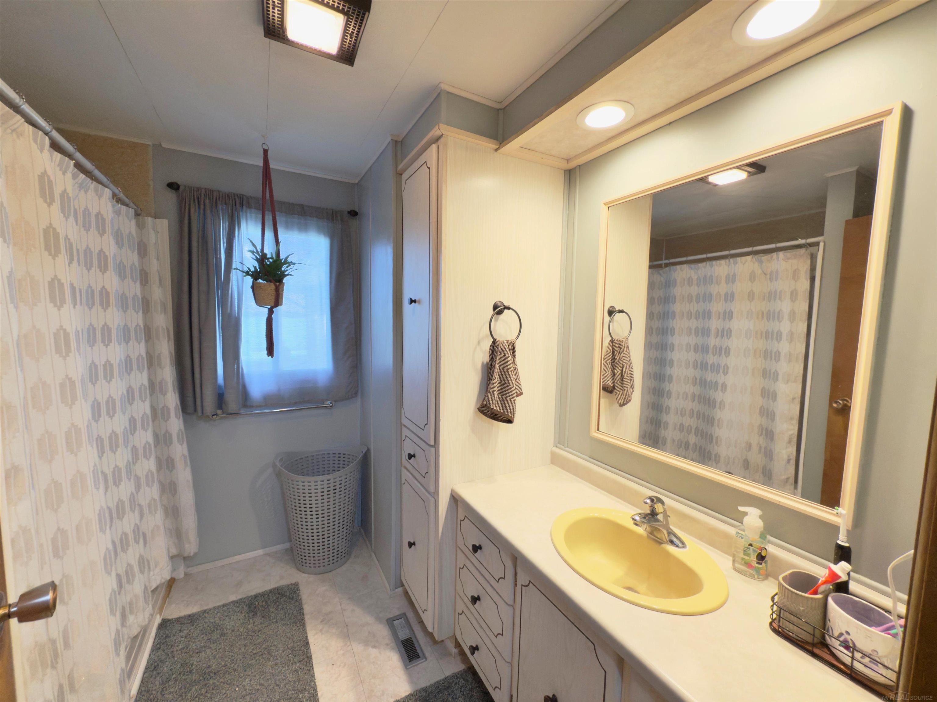 1680 French Line Road Carsonville, MI 48419 - Photo 9 of 15