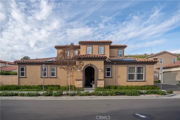 $810,000 | 20525 Martingale Place, Saugus, CA 91350