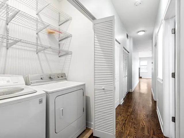 $2,299 | 7932 West Grand Avenue, Unit 2W, Elmwood Park, IL 60707