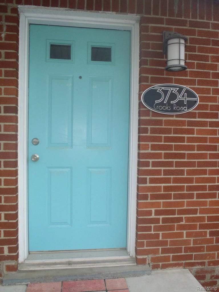 3734 South Crooks Road South Rochester, MI 48309 - Photo 1 of 30 WELCOME HOME!