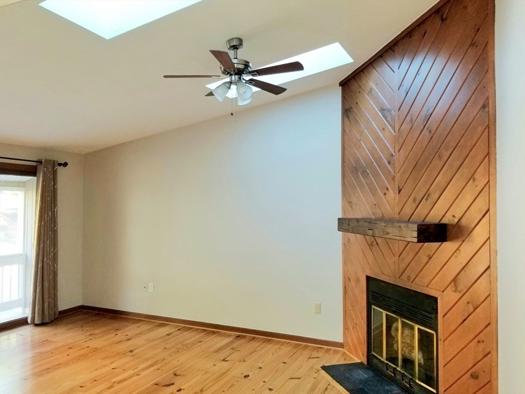 10 Coventry Road, Unit 10 Grafton, MA 01519 - Photo 8 of 25 Gallery Image 8