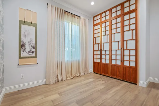 a view of a backyard with sitting area