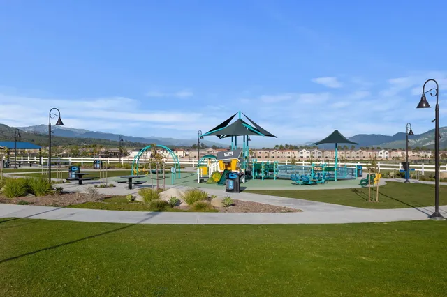 $819,000 | 389 Eureka Drive, Santa Paula, CA 93060