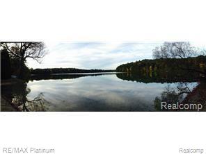 2774 North Tipsico Lake Road Hartland, MI 48353 - Photo 25 of 33 lake.jpg