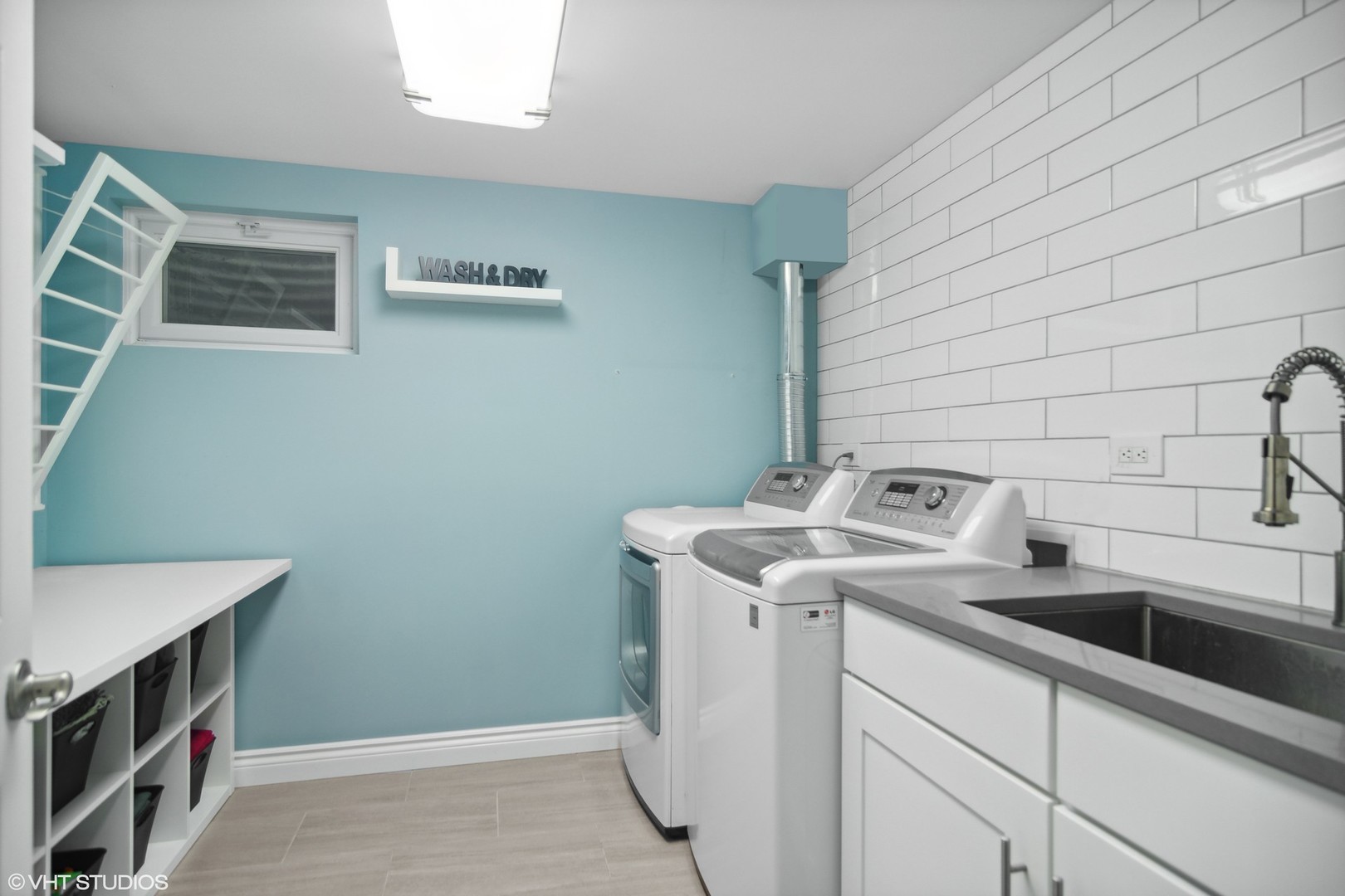 359 Haman Road Inverness, IL 60067 - Photo 27 of 39 a utility room with dryer and washer