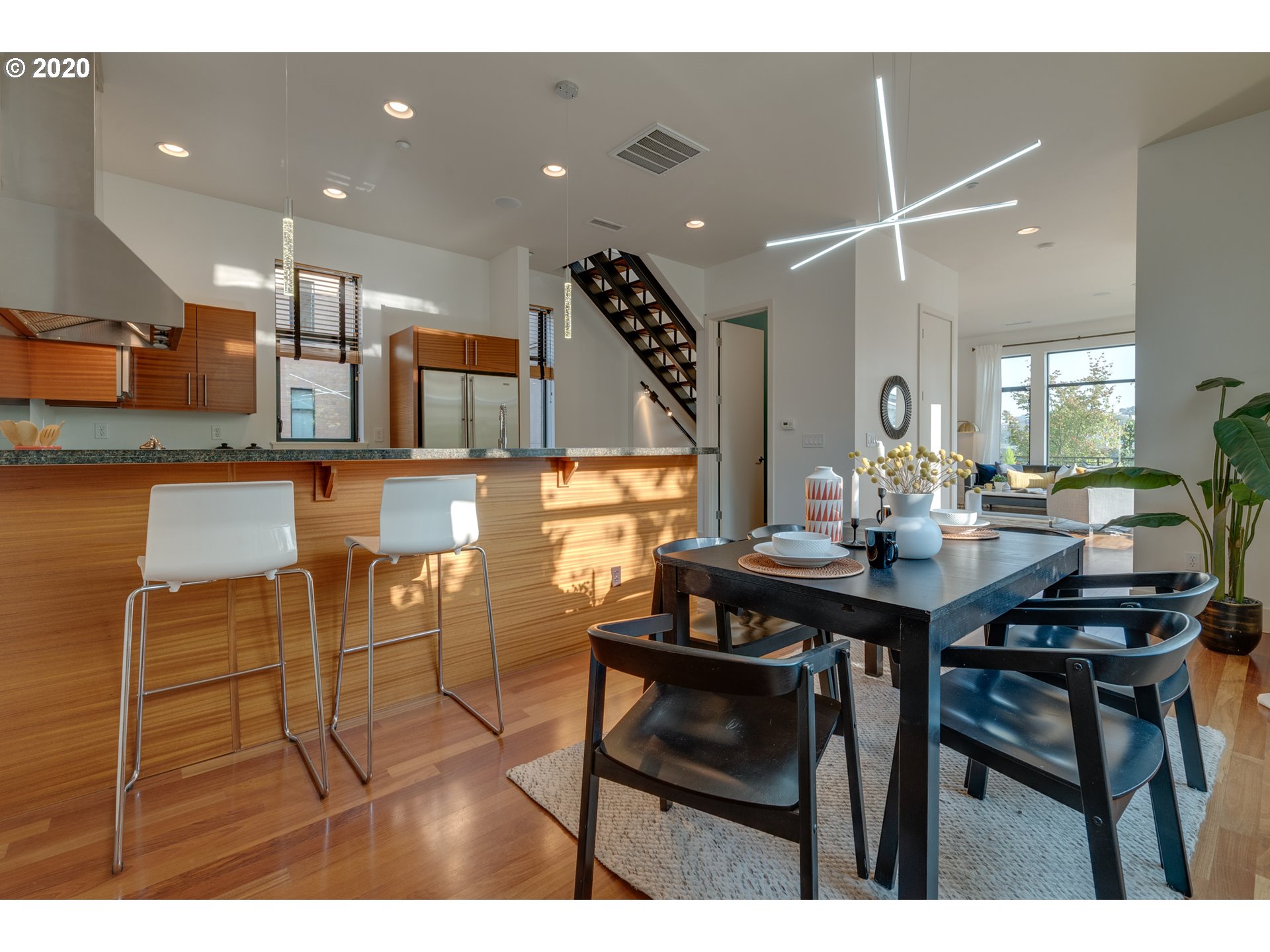 1656 Northwest Riverscape Street Portland, OR 97209 - Photo 13 of 32 Gallery Image 13