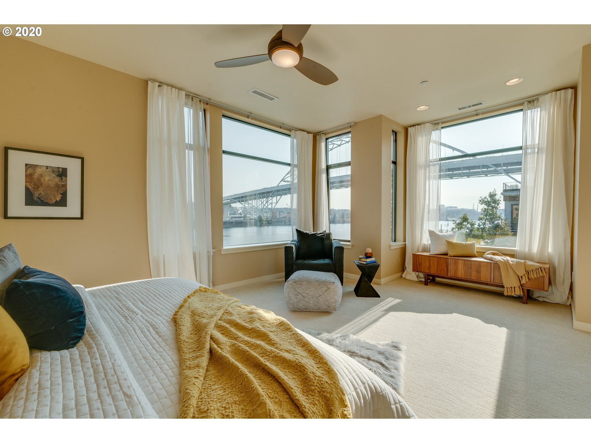 1656 Northwest Riverscape Street Portland, OR 97209 - Photo 16 of 32 Gallery Image 16