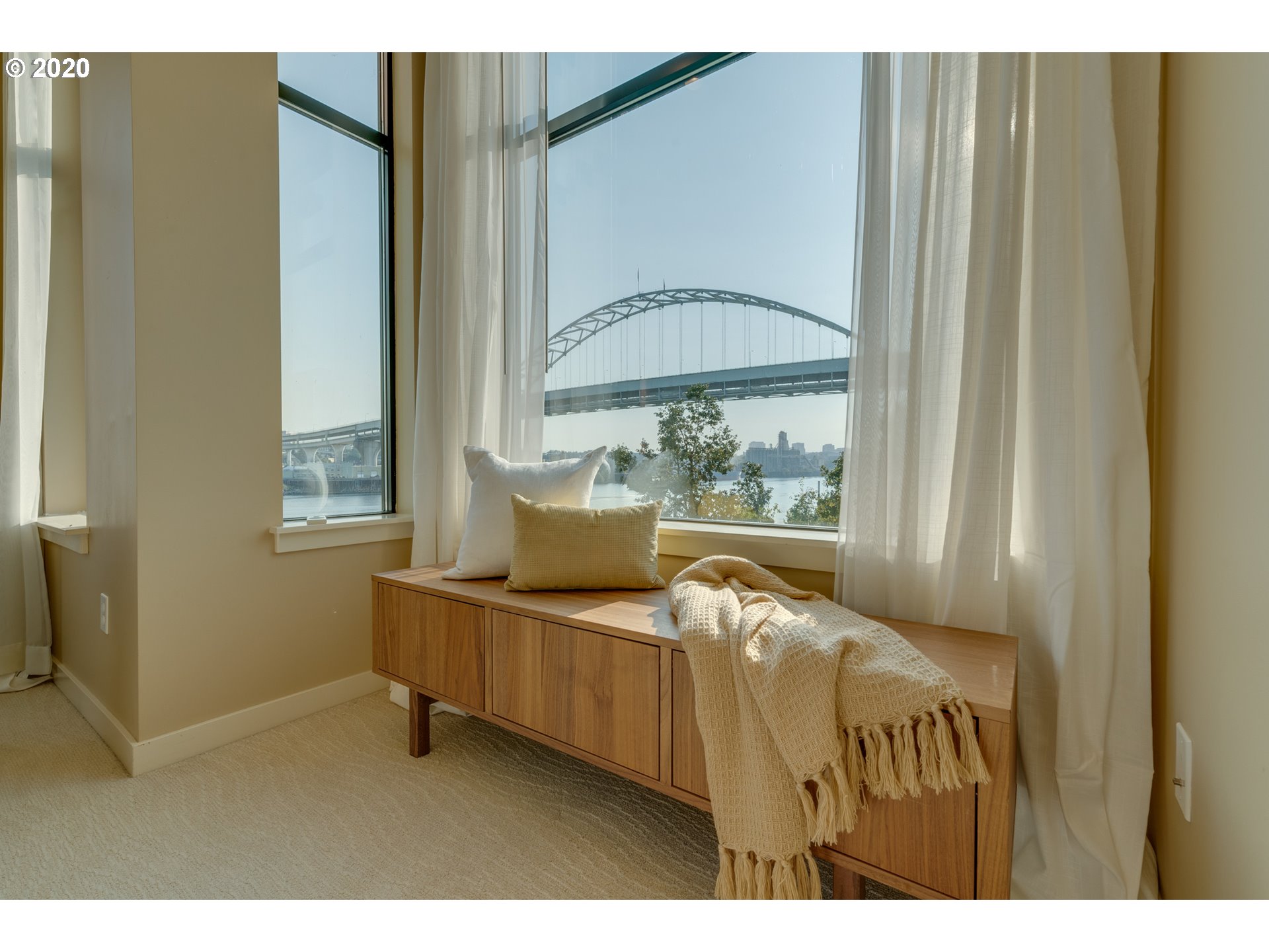 1656 Northwest Riverscape Street Portland, OR 97209 - Photo 19 of 32 Gallery Image 19