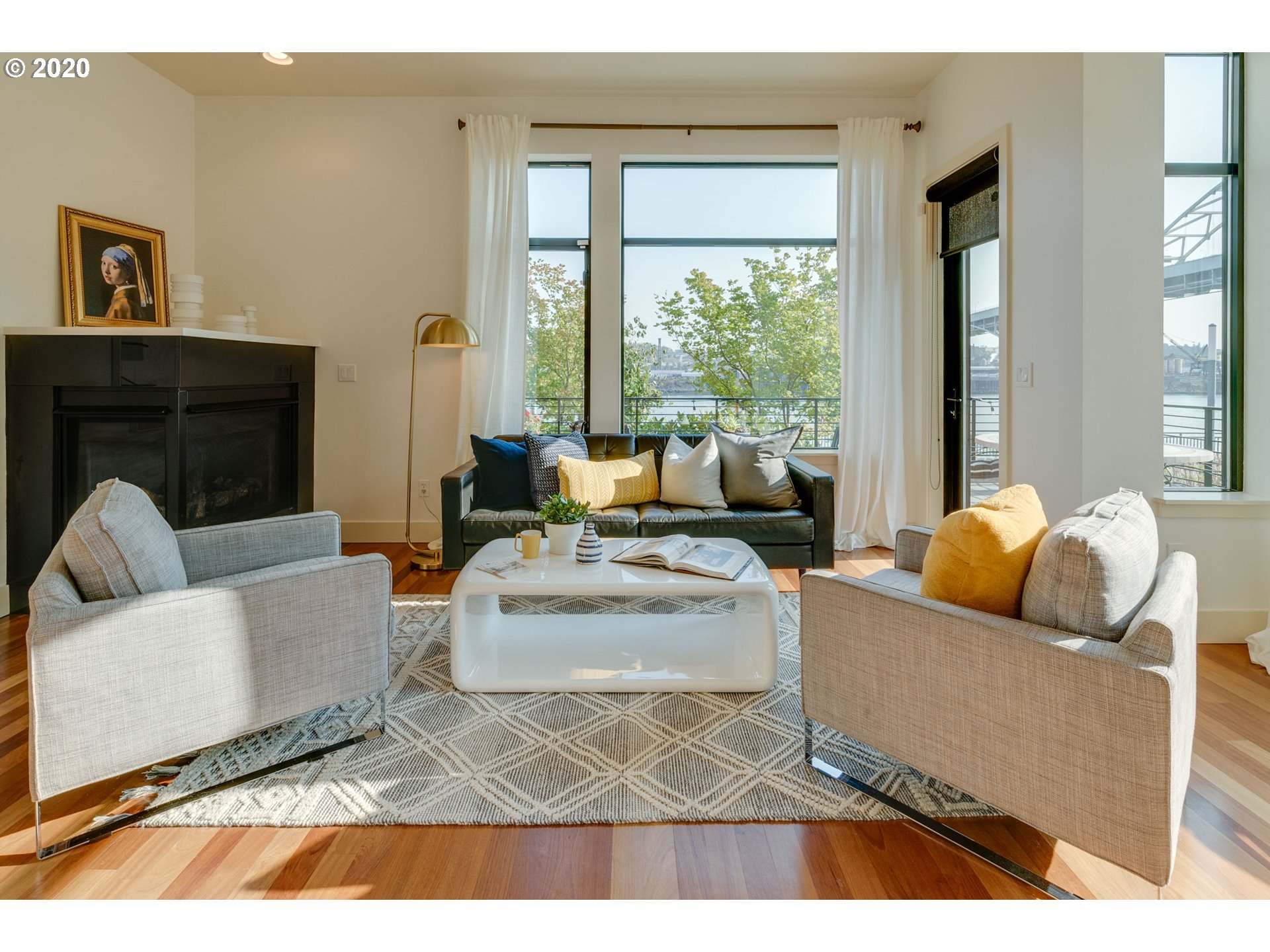 1656 Northwest Riverscape Street Portland, OR 97209 - Photo 3 of 32 Gallery Image 3