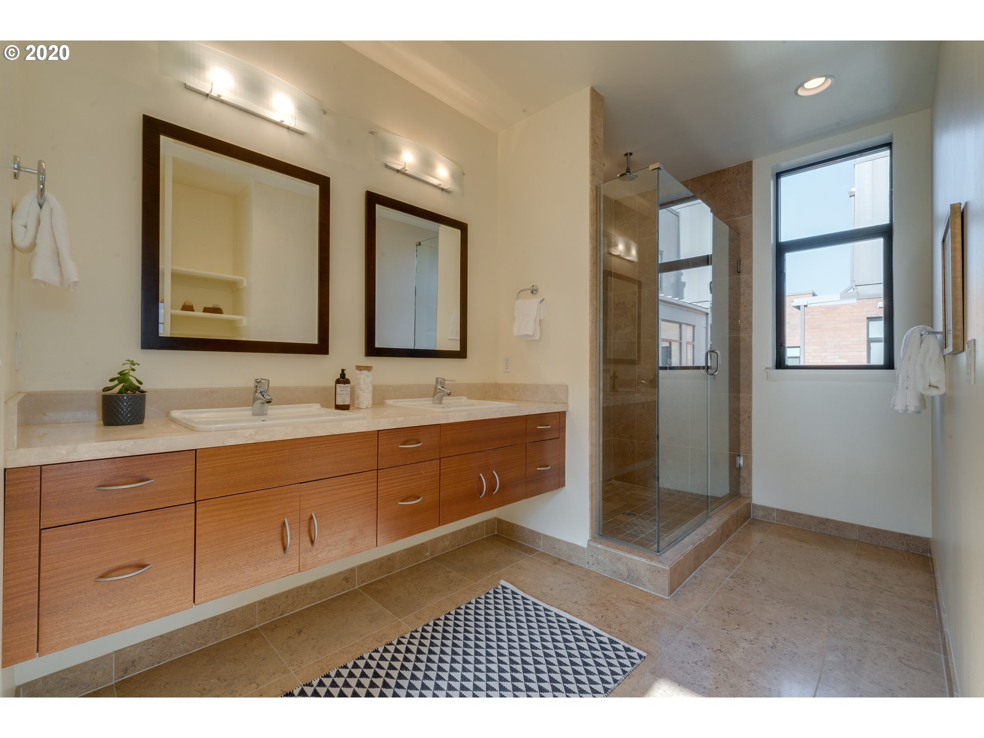 1656 Northwest Riverscape Street Portland, OR 97209 - Photo 21 of 32 Gallery Image 21
