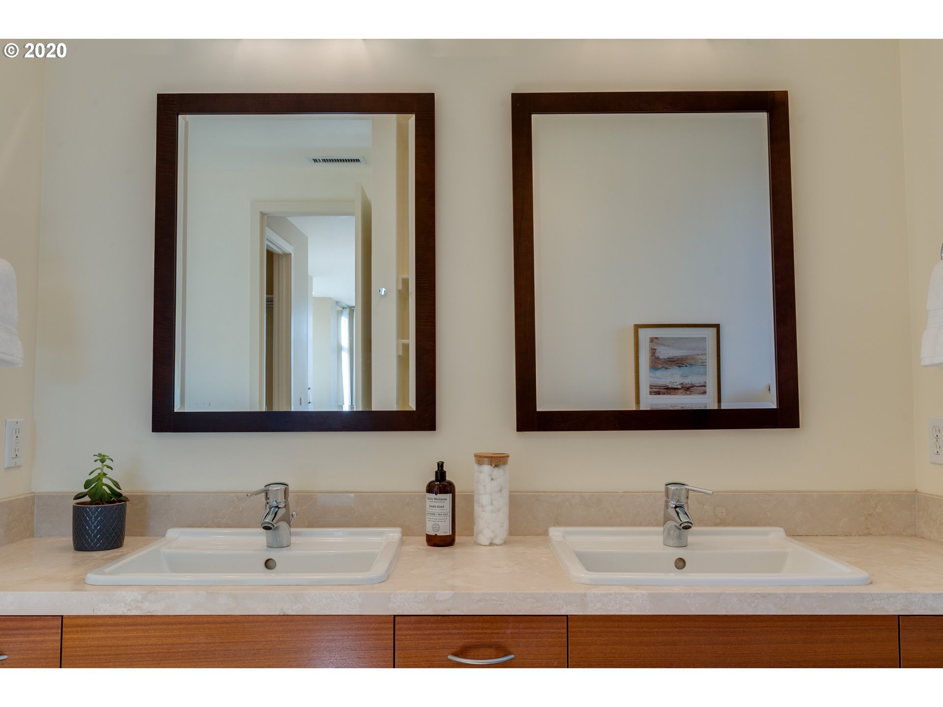 1656 Northwest Riverscape Street Portland, OR 97209 - Photo 22 of 32 Gallery Image 22