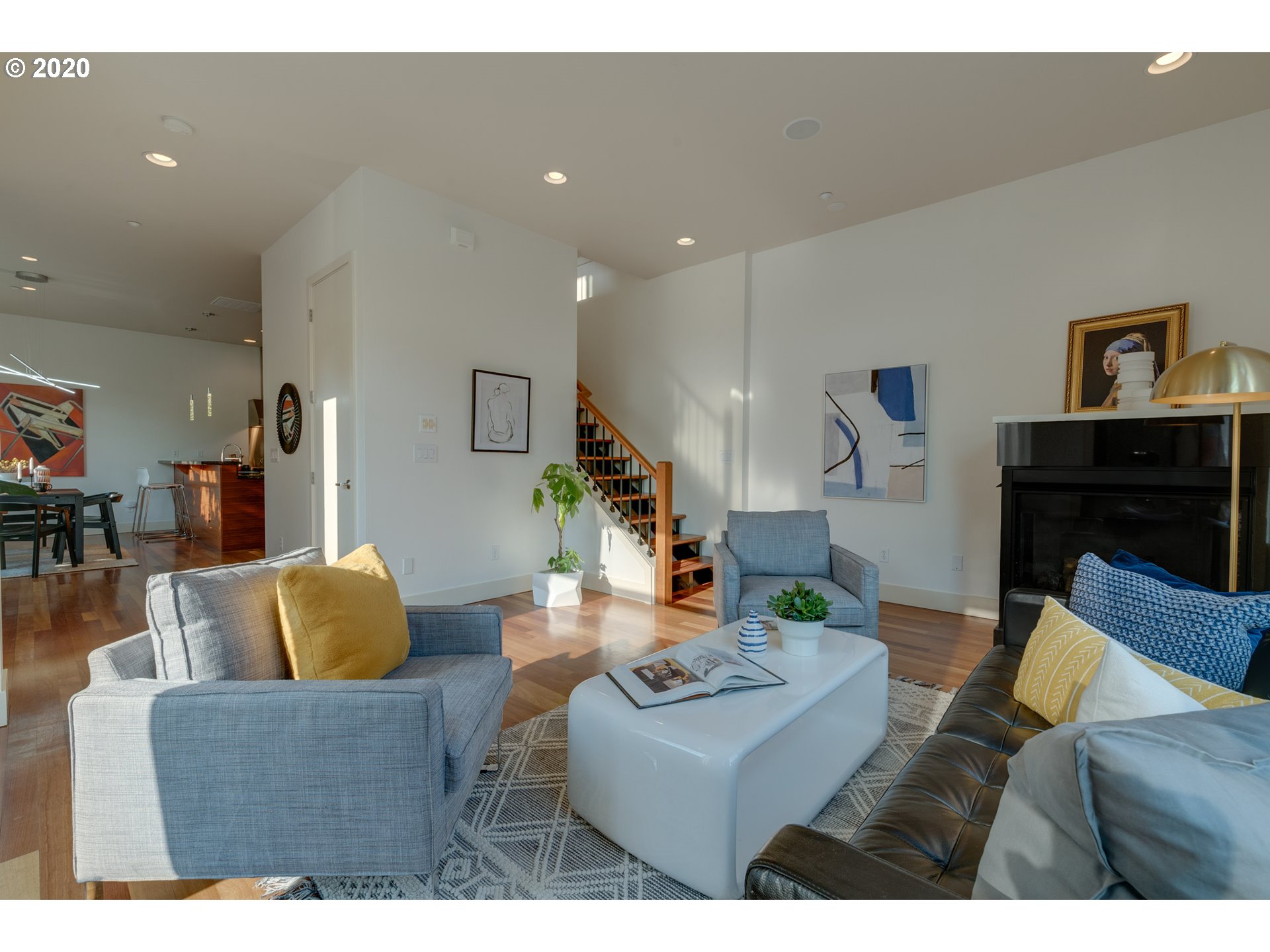 1656 Northwest Riverscape Street Portland, OR 97209 - Photo 7 of 32 Gallery Image 7