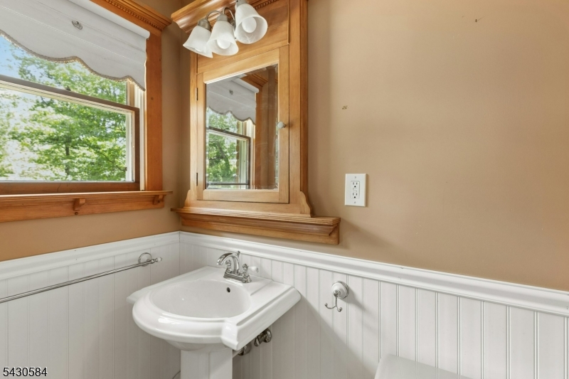 783 Long Hill Road Gillette, NJ 07933 - Photo 22 of 43