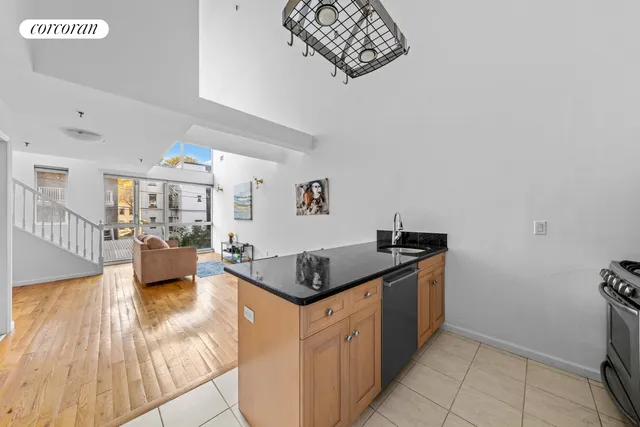 $899,000 | 30 Devoe Street, Unit 2B | Williamsburg