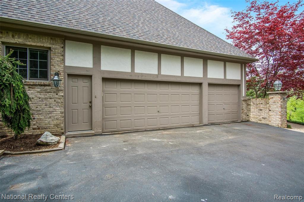 801 Peach Tree Lane Rochester Hills, MI 48306 - Photo 49 of 54