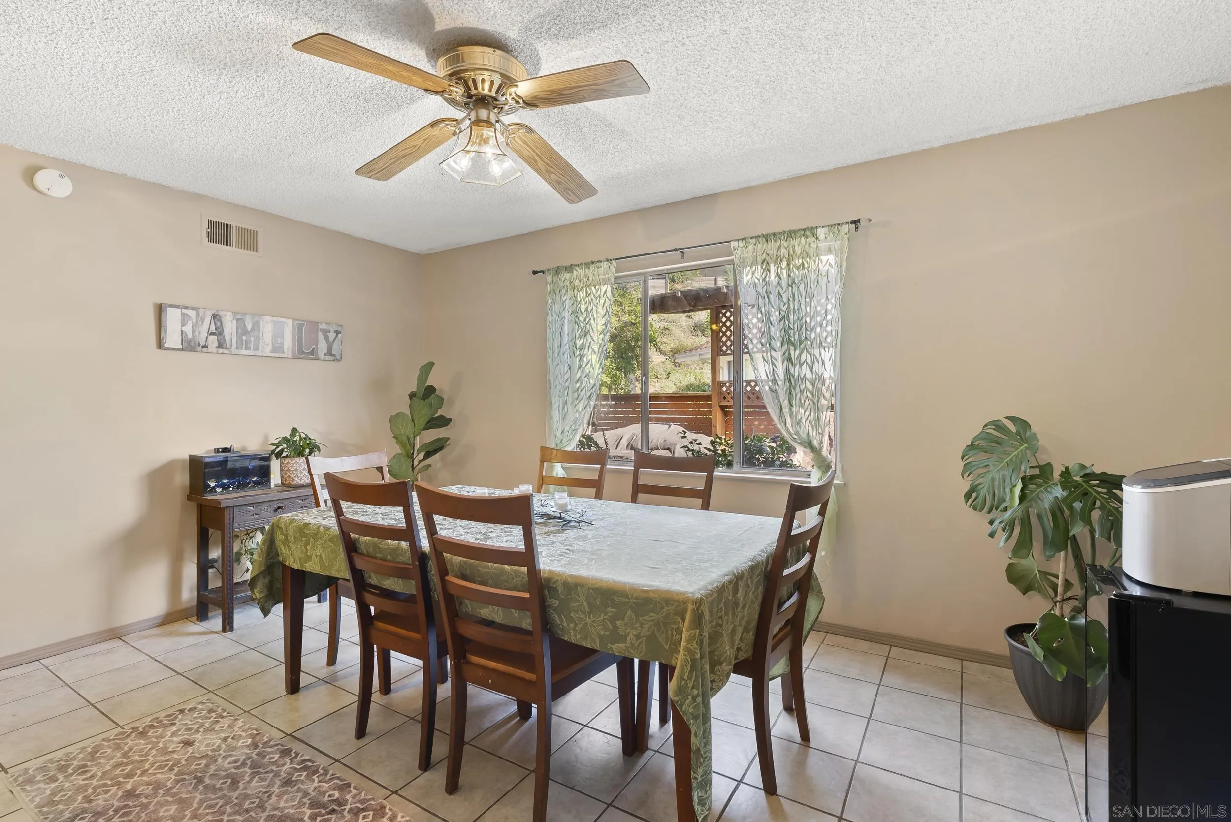 1007 Genie Lane Cardiff-by-the-Sea, CA 92007 - Photo 15 of 61