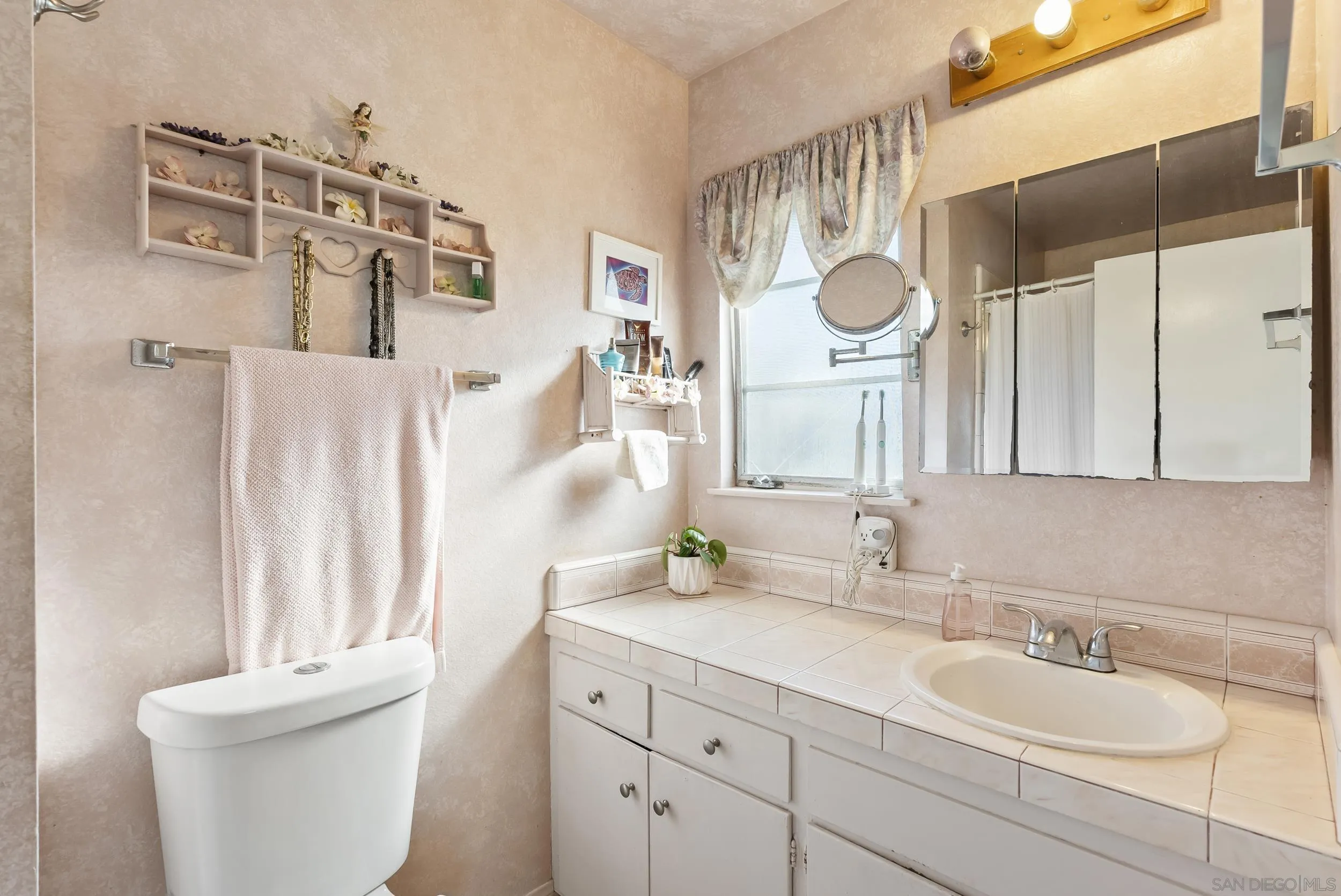 1007 Genie Lane Cardiff-by-the-Sea, CA 92007 - Photo 26 of 61