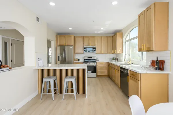 $449,995 | 1081 West 1st Street, Unit 16, Tempe, AZ 85281