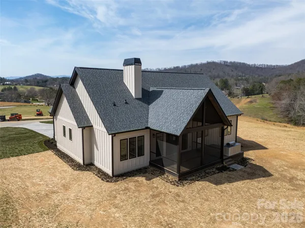 $1,675,000 | 144 Golden Pasture Drive, Fletcher, NC 28732