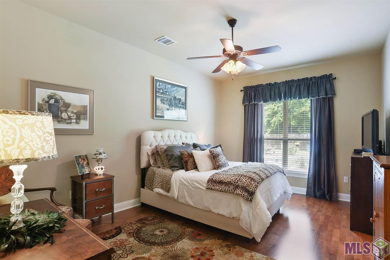 1374 Rue Riviere Drive Port Allen, LA 70767 - Photo 6 of 13 Gallery Image 6