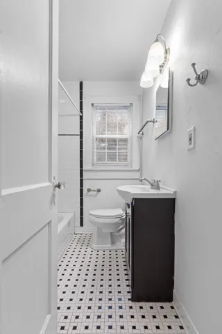 $995 | 557 Beverly Court, Unit 1, Tallahassee, FL 32301