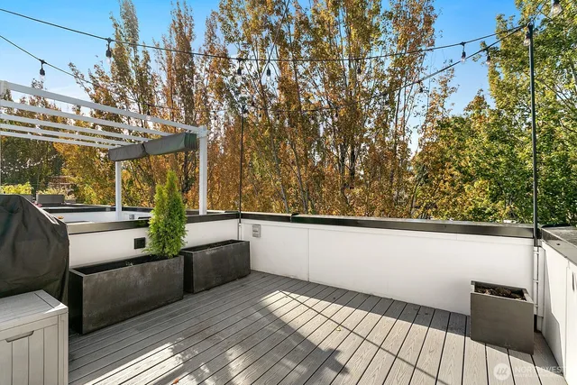 $3,300 | 1814 15th Avenue South, Seattle, WA 98144