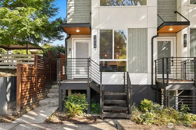 $3,300 | 1814 15th Avenue South, Seattle, WA 98144
