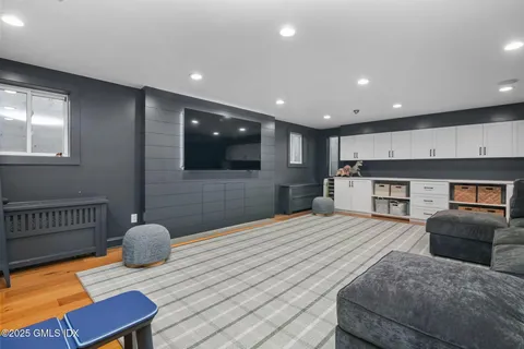 $5,795,000 | 8 Quintard Avenue, Old Greenwich, CT 06870