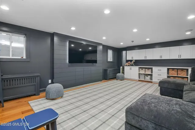 $5,795,000 | 8 Quintard Avenue, Old Greenwich, CT 06870