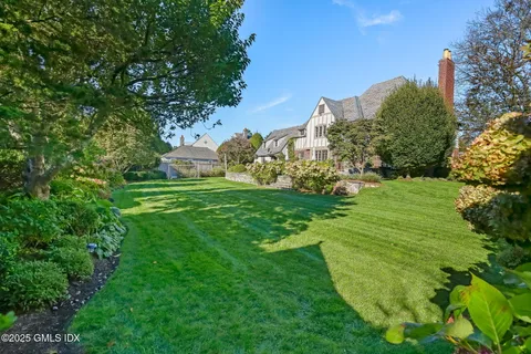 $5,795,000 | 8 Quintard Avenue, Old Greenwich, CT 06870