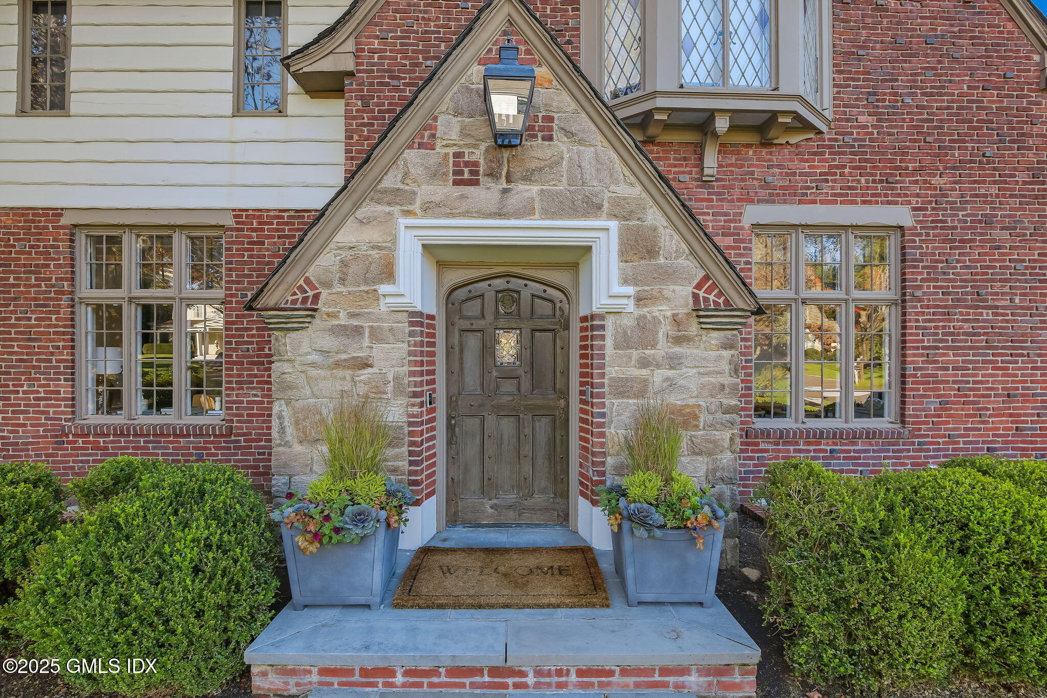 8 Quintard Avenue Old Greenwich, CT 06870 - Photo 3 of 37 1-web-or-mls-8-quintard-ave