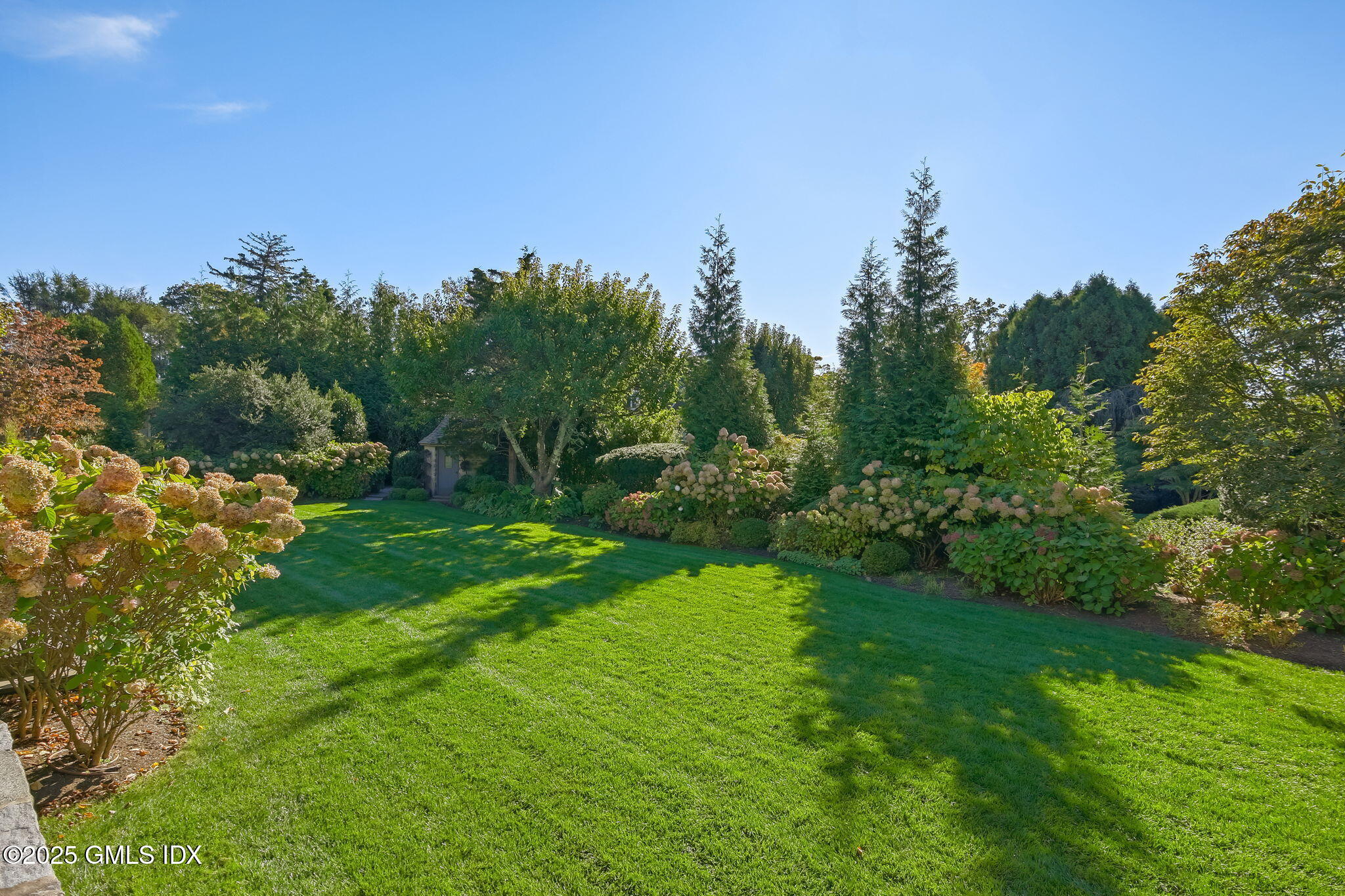 8 Quintard Avenue Old Greenwich, CT 06870 - Photo 33 of 37 61-web-or-mls-8-quintard-ave