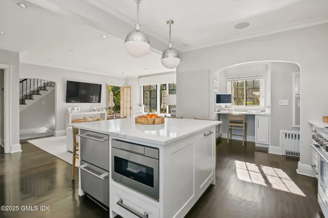 $5,795,000 | 8 Quintard Avenue, Old Greenwich, CT 06870