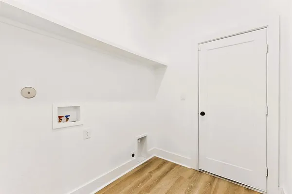 $2,699 | 1218 Grant Street, Dallas, TX 75203