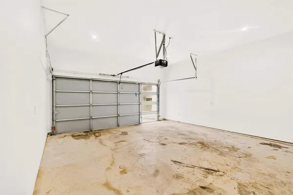 $2,699 | 1218 Grant Street, Dallas, TX 75203