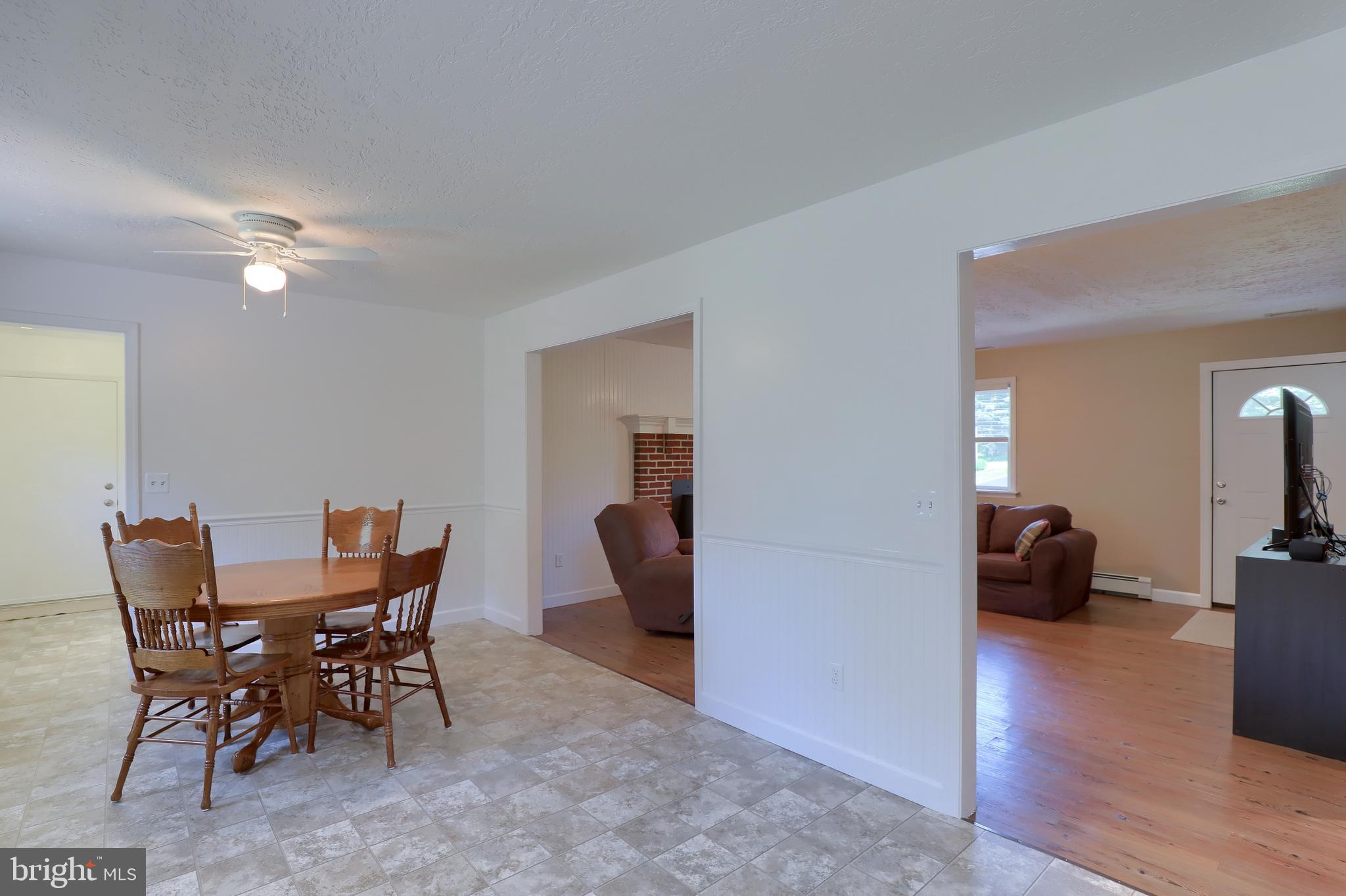 8964 East Springfield Road Seven Valleys, PA 17360 - Photo 17 of 47