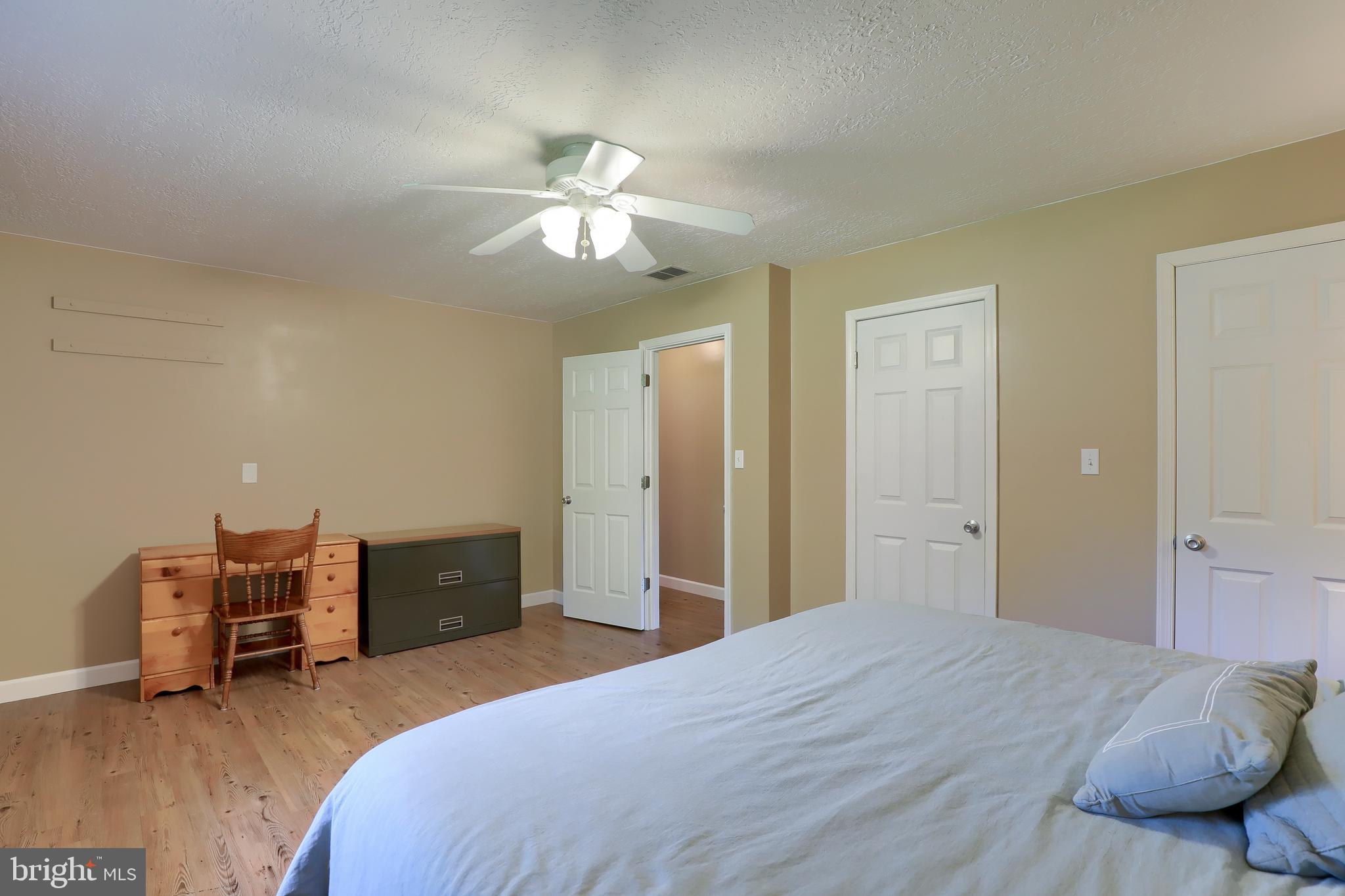 8964 East Springfield Road Seven Valleys, PA 17360 - Photo 21 of 47