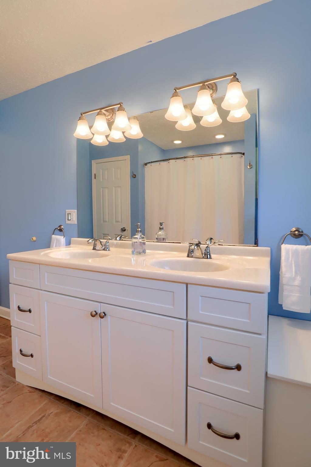 8964 East Springfield Road Seven Valleys, PA 17360 - Photo 26 of 47