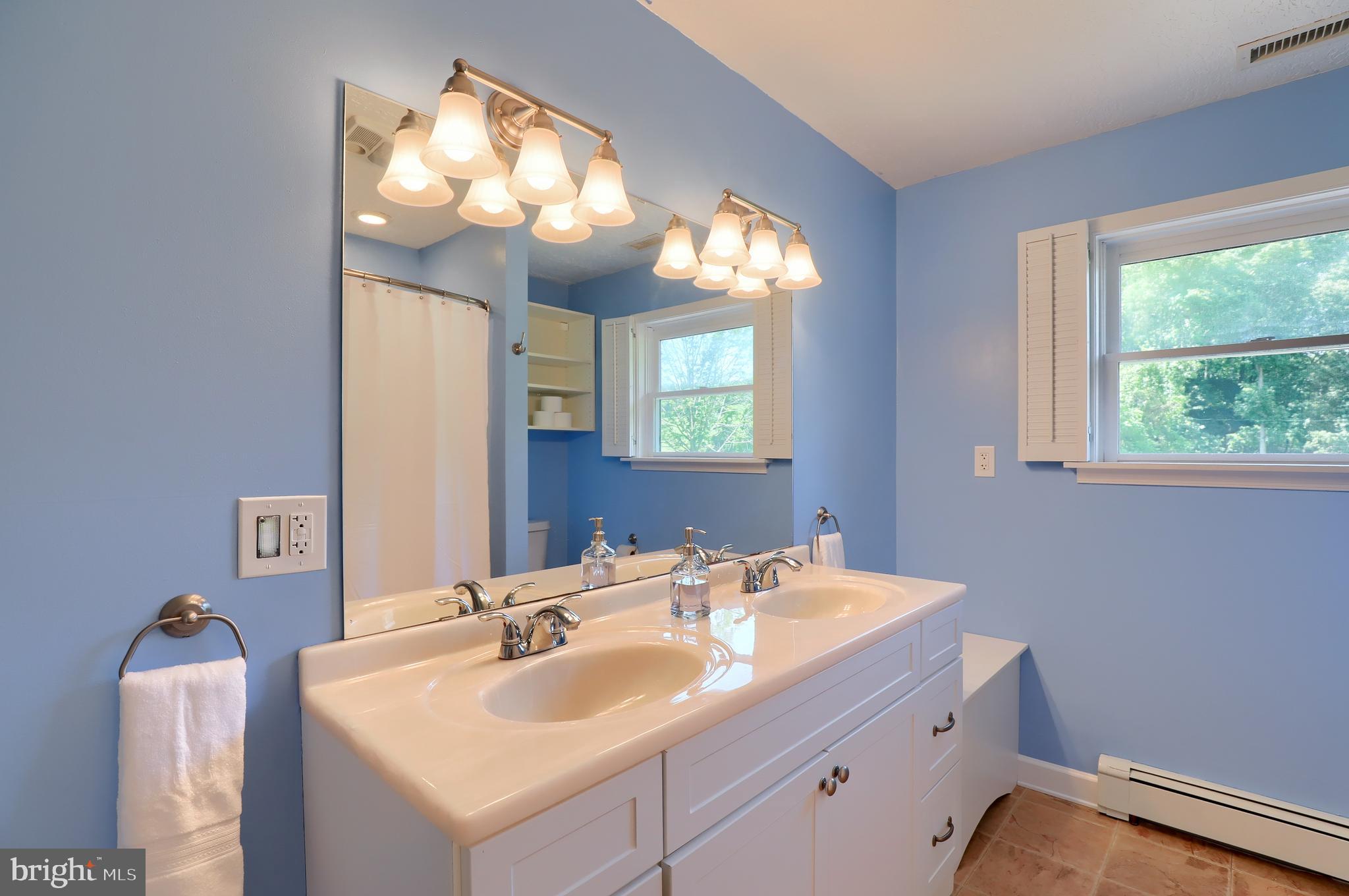 8964 East Springfield Road Seven Valleys, PA 17360 - Photo 27 of 47