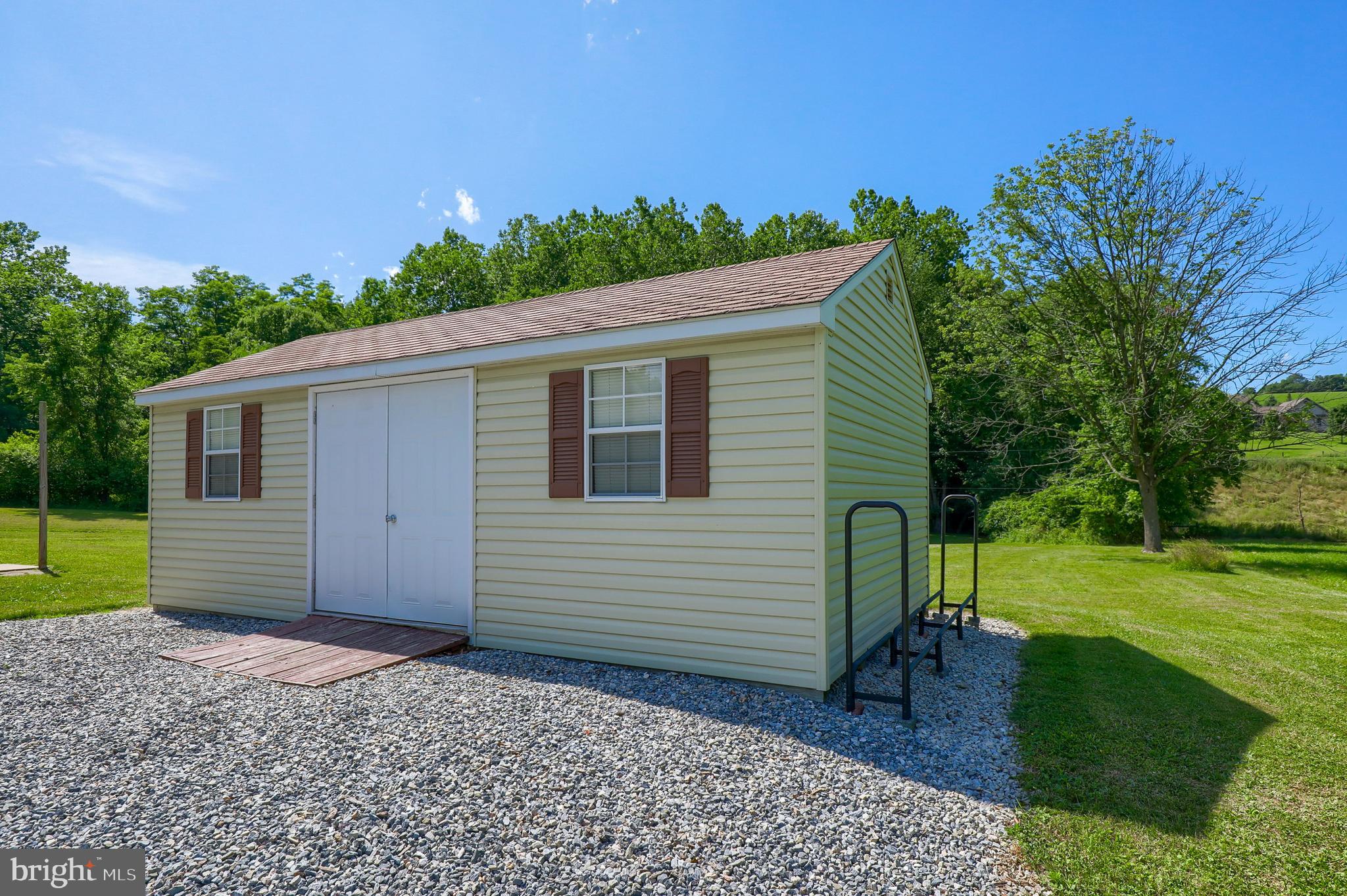8964 East Springfield Road Seven Valleys, PA 17360 - Photo 39 of 47