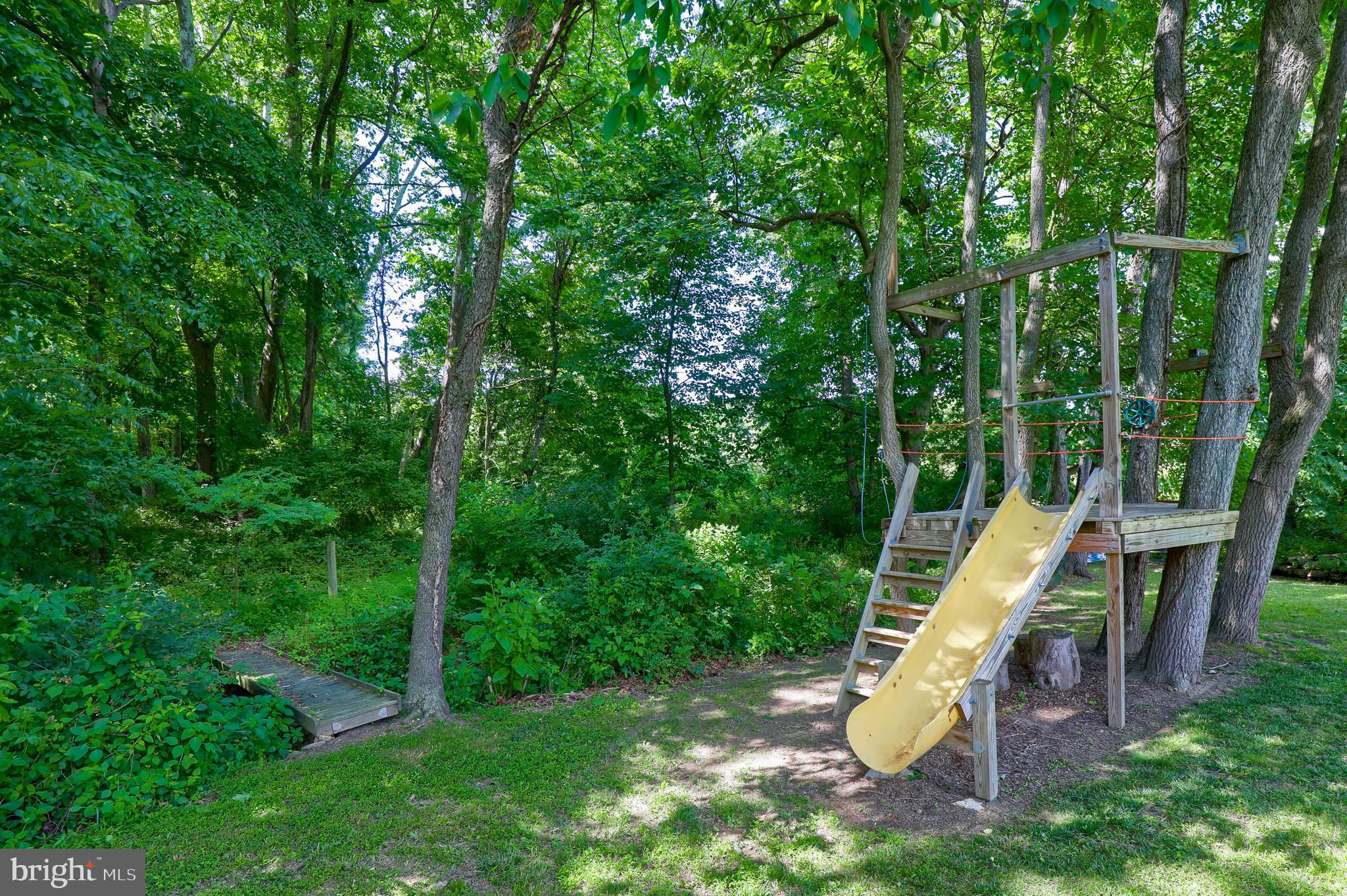 8964 East Springfield Road Seven Valleys, PA 17360 - Photo 41 of 47