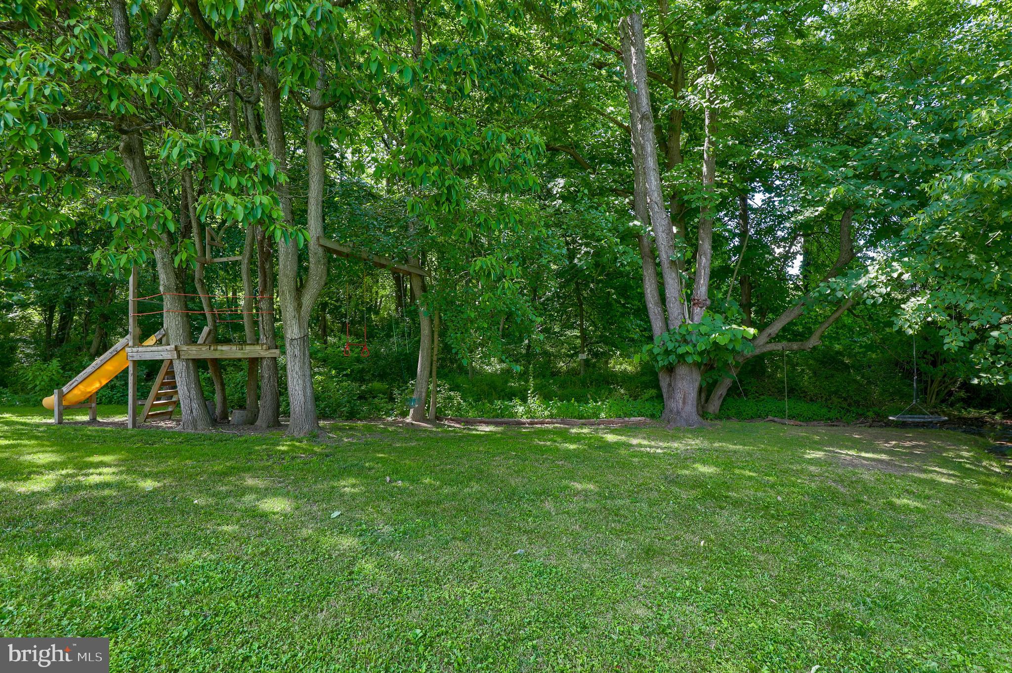 8964 East Springfield Road Seven Valleys, PA 17360 - Photo 43 of 47
