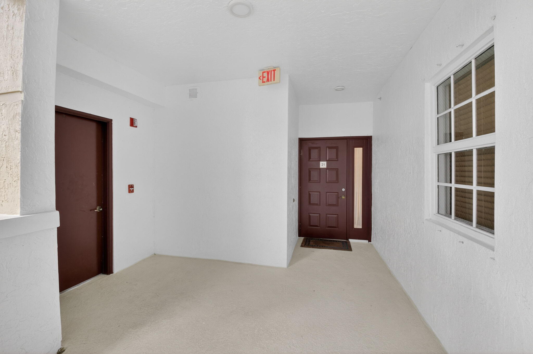 22715 Camino Del Mar, Unit 21 Boca Raton, FL 33433 - Photo 3 of 34 1-web-or-mls-DSC_6910