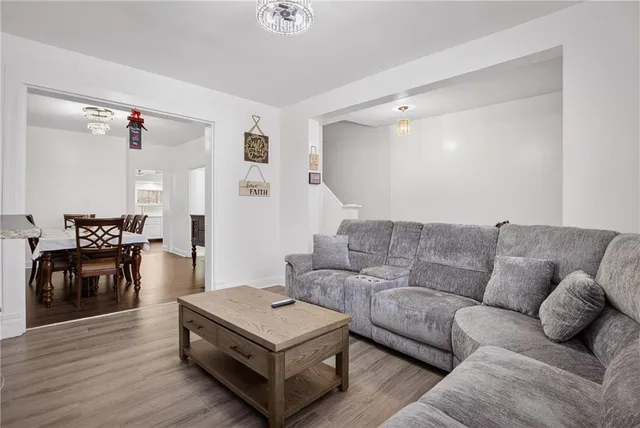 $250,000 | 513 Lorenz Avenue, Pittsburgh, PA 15220