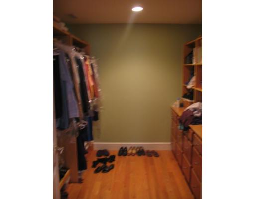 84 McCarthy Road Newton, MA 02459 - Photo 10 of 18